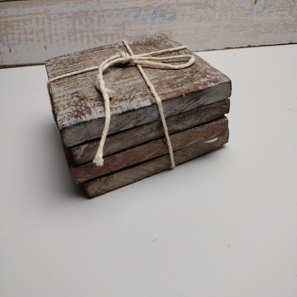 Wooden Drink Coasters Rustic Farmhouse Chippy Distressed Square Crude Set Of 4 - Picture 4 of 9